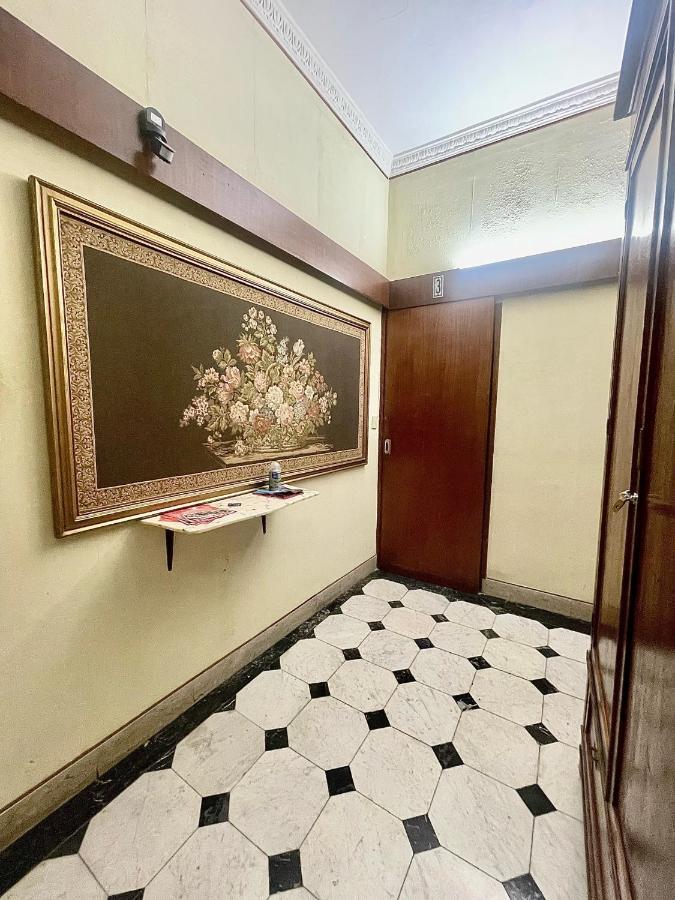 Apartament Dimora Di Maury A Due Passi Dai Trasporti E Da Ballaro Палермо Екстериор снимка