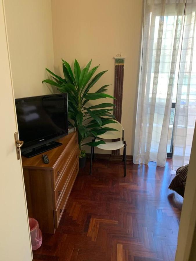 Apartament Dimora Di Maury A Due Passi Dai Trasporti E Da Ballaro Палермо Екстериор снимка