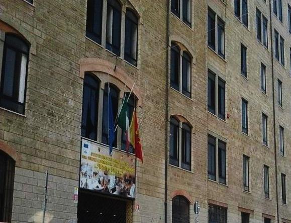 Apartament Dimora Di Maury A Due Passi Dai Trasporti E Da Ballaro Палермо Екстериор снимка